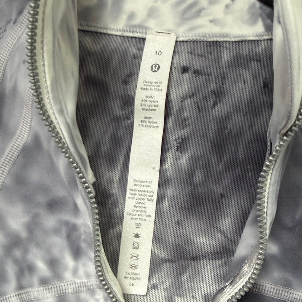Women’s Gray Marble-Print Lululemon Define Jacket Luxtreme Size 10 - Picture 4 of 8